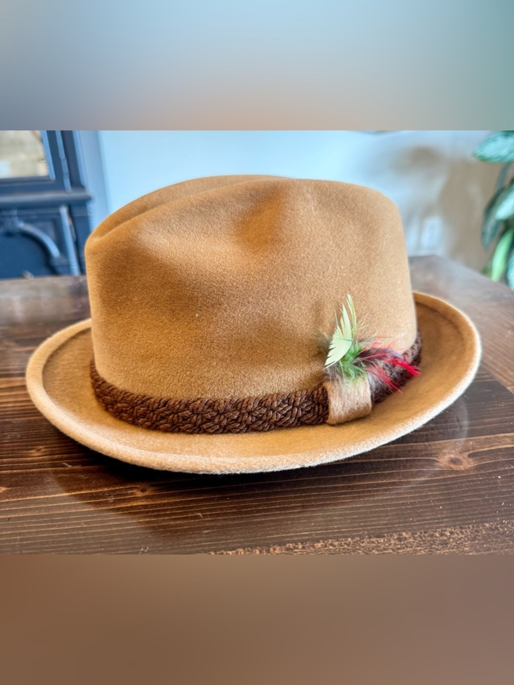 Vintage Stetson Tan Felt Fedora with Braided Hat Band & Feather Detail Sz 7 1/8